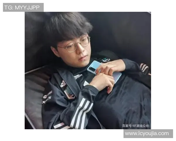 KPL春季赛期间昭珏因病缺席比赛引发粉丝关心与讨论