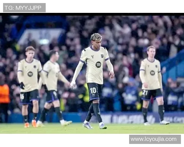 巴萨客场不敌比利亚雷亚尔，一场失利让他们跌至积分榜第三