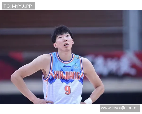 周琦与队友联手连续六场固若金汤,引领球队前进 周琦与队友联手连续六场固若金汤,引领球队前进