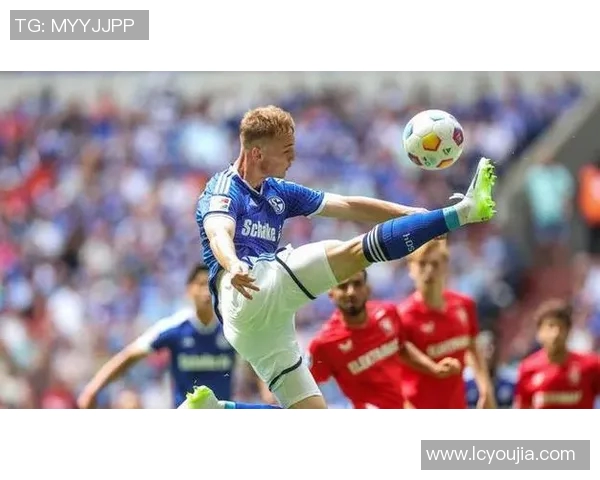 沙尔克04主场失利,德甲遭遇四连败! 沙尔克04主场失利,德甲遭遇四连败!